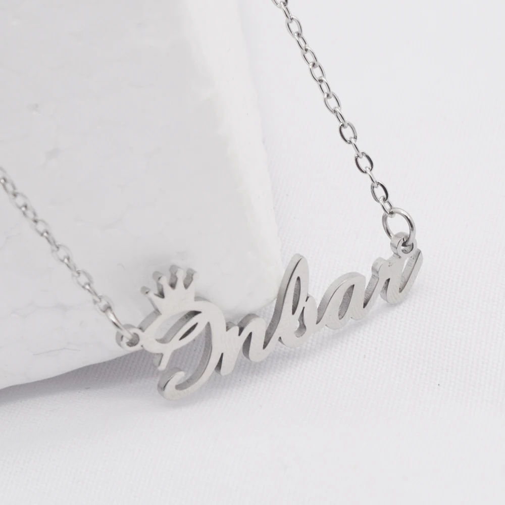 Stainless Steel Cutting Custom Name Necklace Crown Font Personalized Fashion Electroplating Nameplate Jewelry Girlfriend Mother