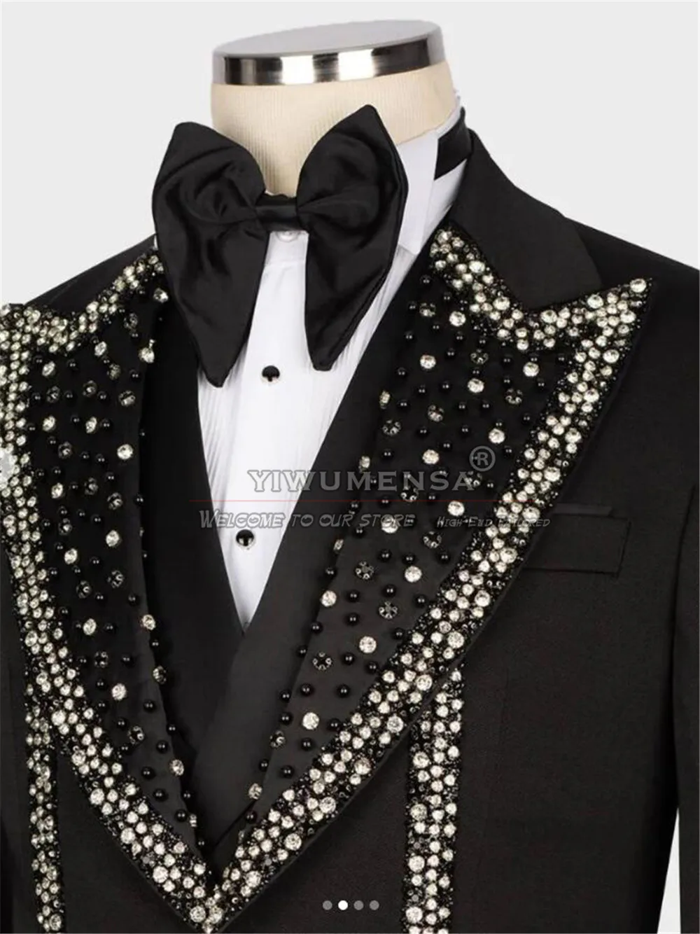 Crystals Beaded Groom Wedding Suits Custom Made 3 Pieces Black Jacket Vest Pants Man Tuxedos Banquet Prom Dinner Costume Homme