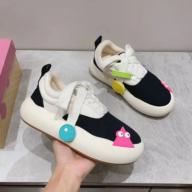 

Brand Design Cartoon Decorative Canvas Shoes Couple Platform Sneakers Casual Hip Hop Skateboard Shoes Large Size 35&44