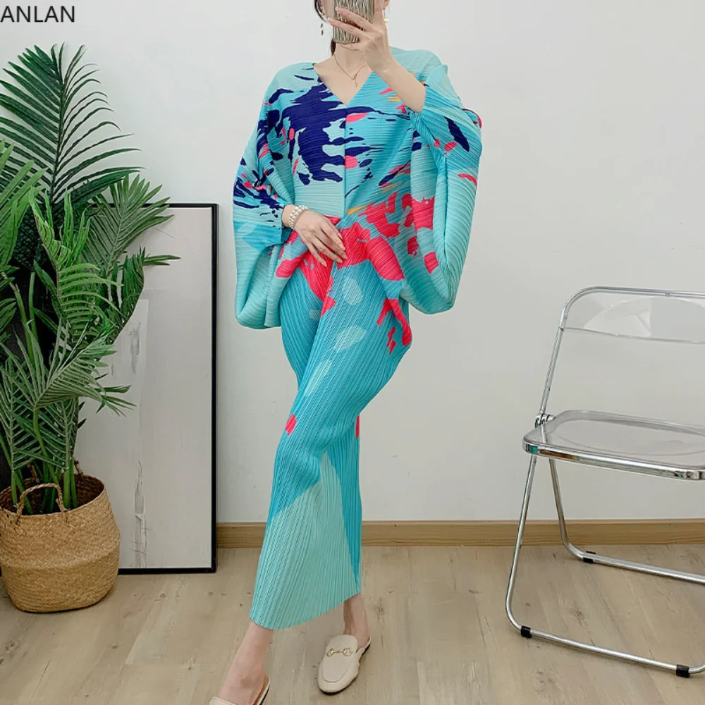 

Fashion Miyake Pleated Bat Sleeve Long Dress 2023 Summer New Ladies Elegant Print V-Neck Slim Maxi Dresses for Women Hot Sales