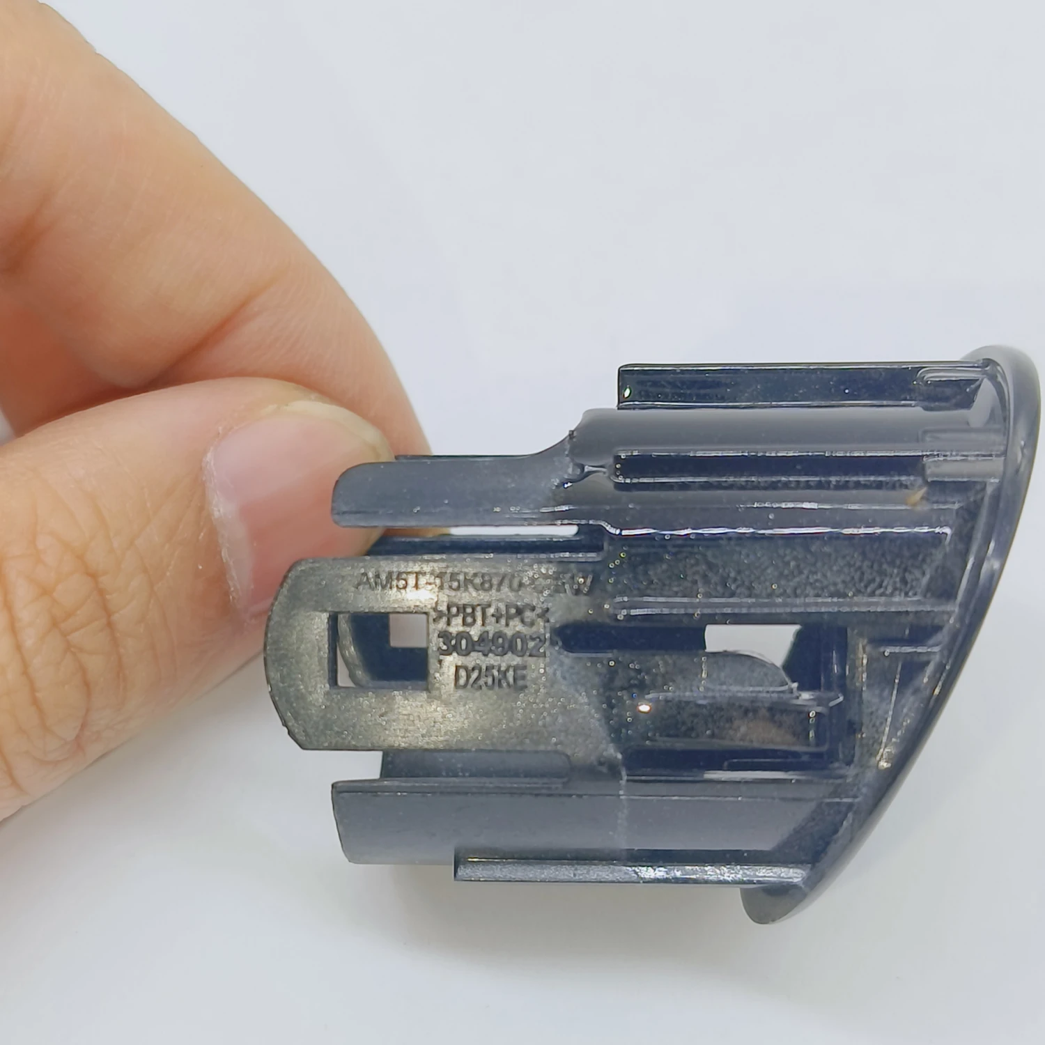 PDC Parking Sensor Holder Bracket 2pcs x AM5T-15K870-CEW for Ford
