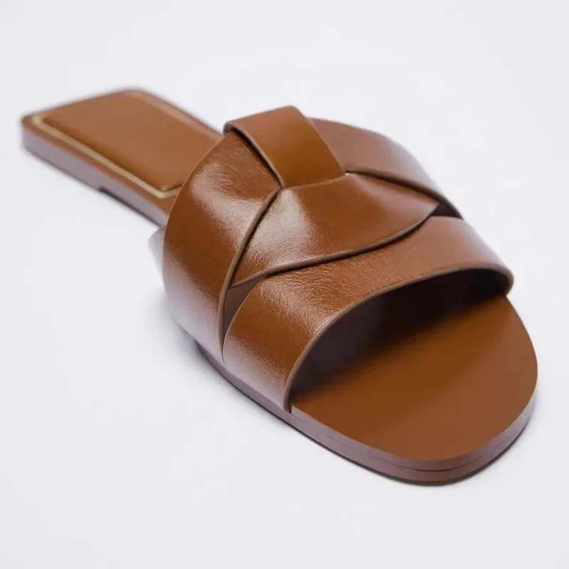 Designer Woman Flat Slippers Luxury Designer Sandals Casual Bottom Slippers Summer Women Sandals New Shoes for Women 5