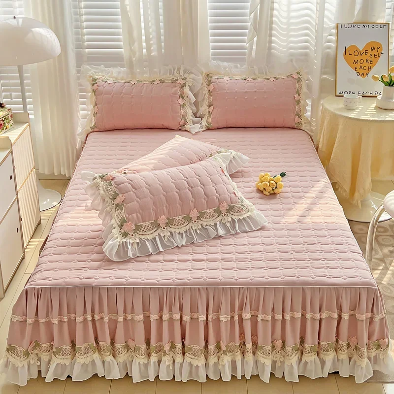 Pink Korean Princess Style Bedding Set Flowers Lace Ruffles Embroidery Quilted Thick Duvet Cover Bedspread Bed Skirt Pillowcases