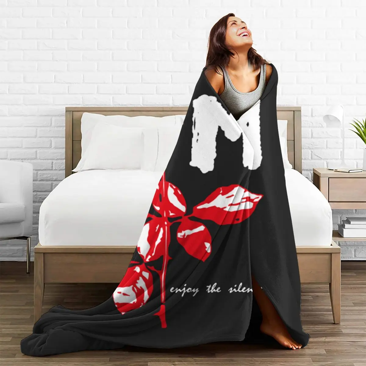 �ſ� ������ ���� ��� D-Depeches ���� ���� ������ ���, M ��� �ö��� ħ�뺸 ���� ���� �׷��� ���� ħ�� Ŀ��