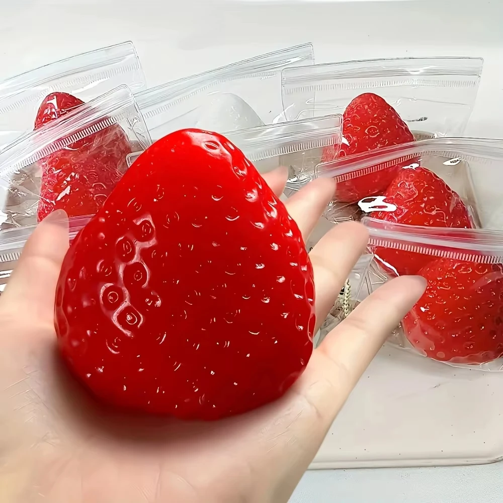1Pc 스퀴시 빅 딸기 스퀴즈 장난감 어린이용 소프트 핀치 과일 팝 피젯 장난감 파티 엔터테인먼트 게임 할로윈 크리스마스 선물