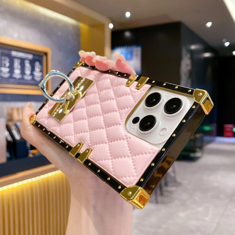 Luxury Rhombic Gold Plating Leather Phone Case with Ring Holder