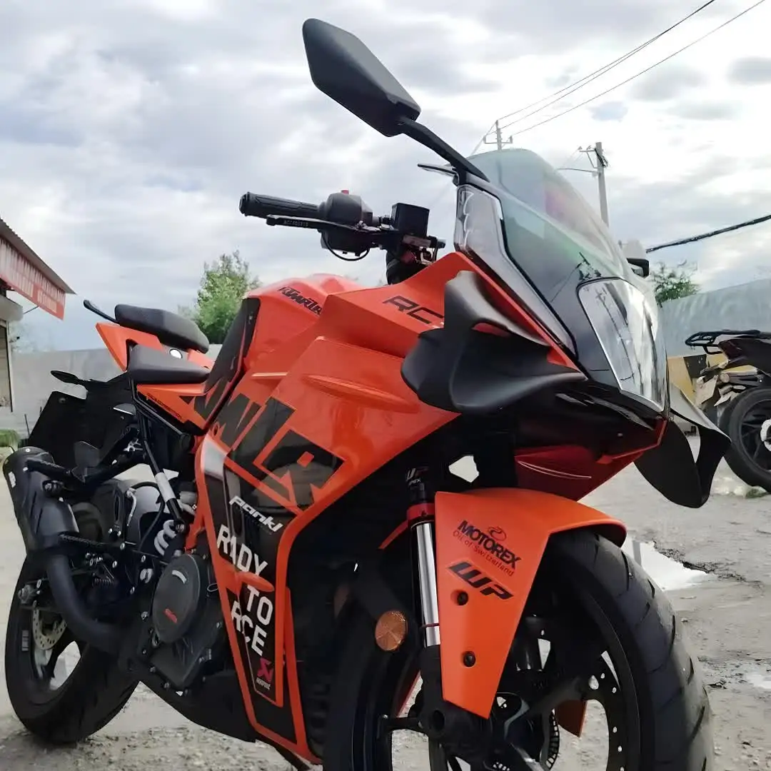 For KTM RC390 RC 390 MotoGP RC16 RC8C The Same Fuselage Fixed Wing