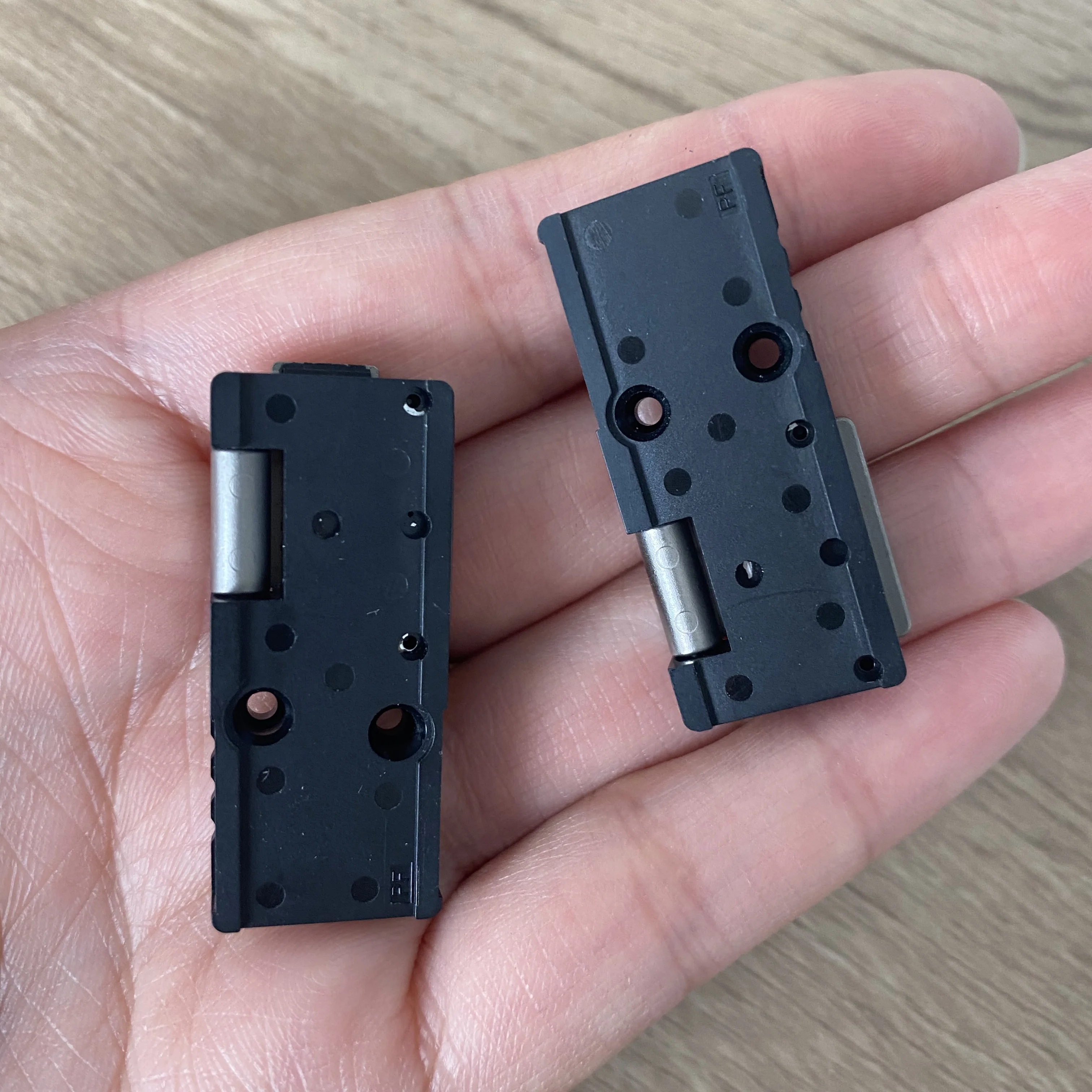 Original Sumitomo FHM-4 Optical Fiber Fusion Splicer Bracket FTTH Fusion Splicer Ribbon Clamp 4-core Optical Fiber Clamp