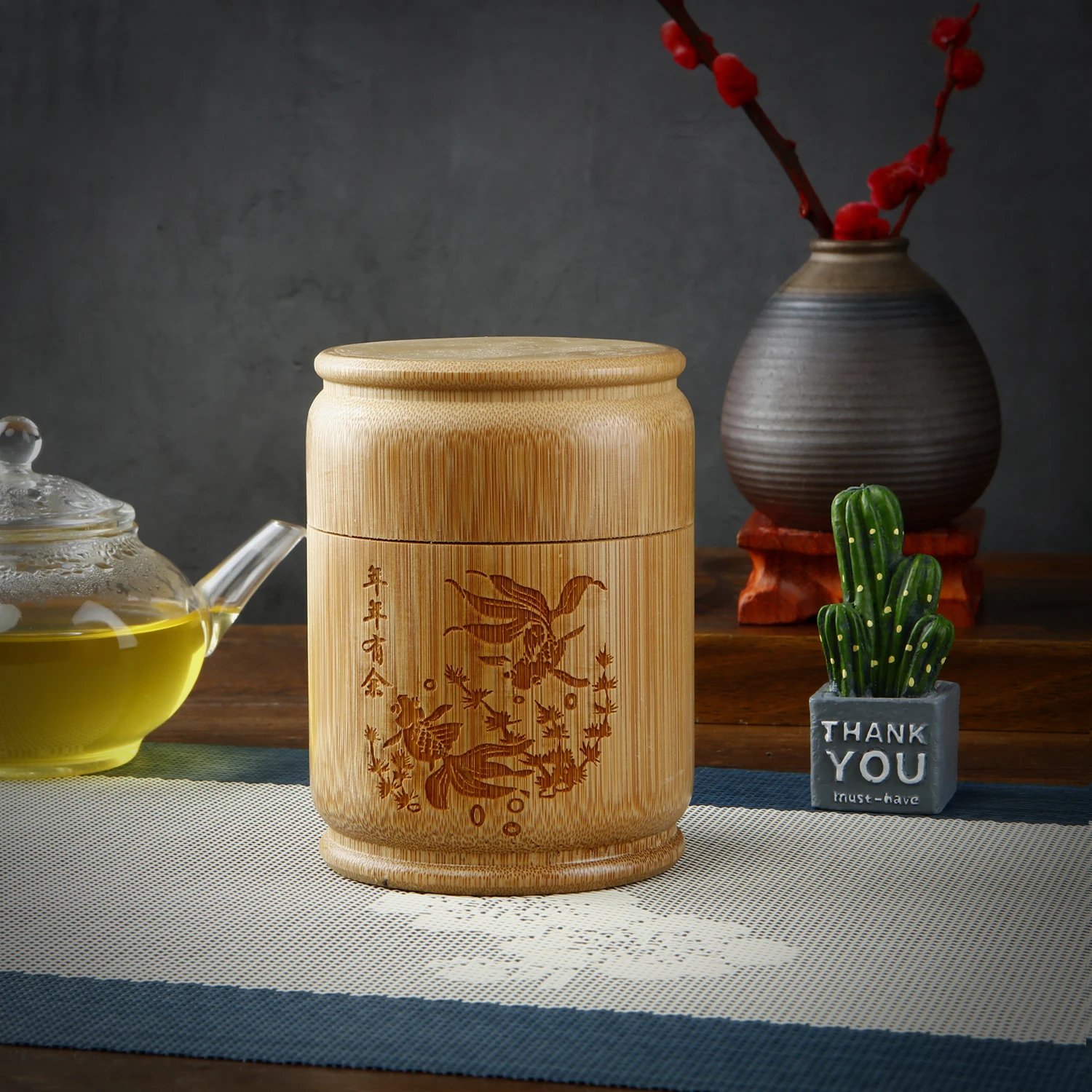 Tea Canister Handmade Bamboo Tea Storage Box Carved Tea Canister Lid Seal Kitchen Storage Jars Accessories Spice Box Case Organizer