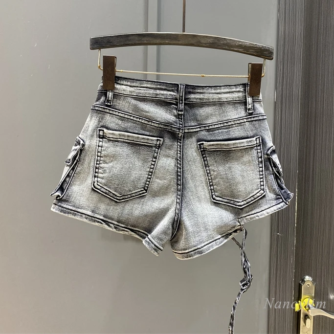 2024 Summer New American Retro Hot Girl High Waist Denim Shorts Women's Design Sense Niche Workwear with Pocket Hot Pants
