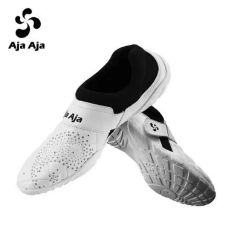 New Luxury Mens Martial Arts Training Shoe Top Quality Unisex Taekwondo Shoe Brand Baby Girl Professional Taekwondo Coach