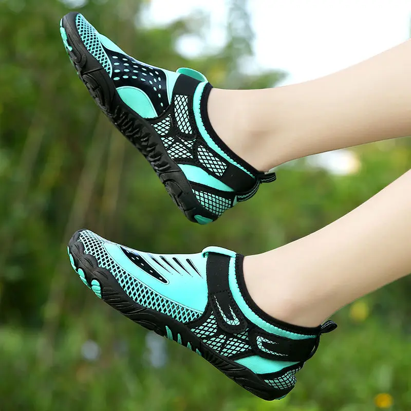 Unisex Swimming Water Shoes Men Barefoot Outdoor Beach Sandals Upstream Aqua Shoes Plus Size Nonslip River Sea Diving Sneakers