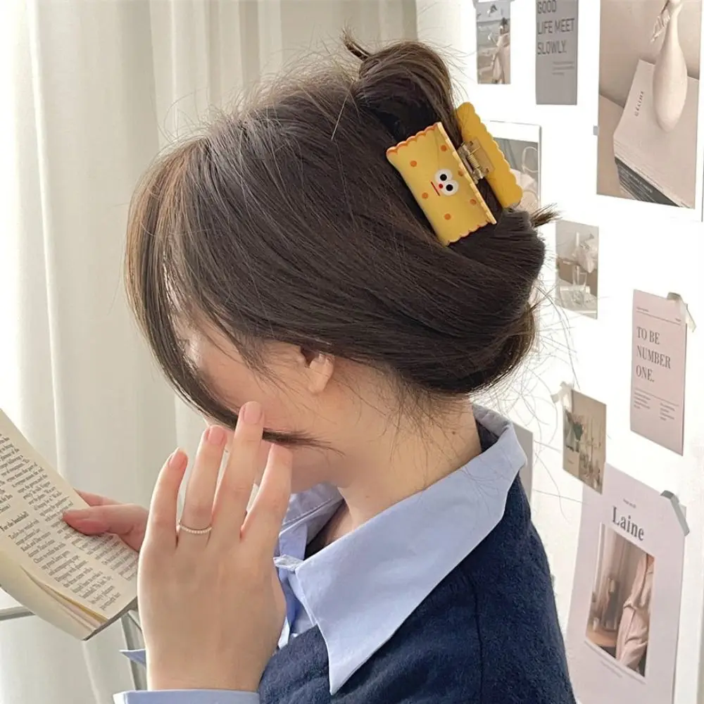 Рисунок 2 - Модные заколки для волос для женщин и девочек