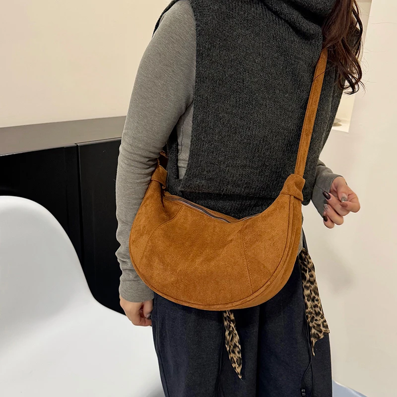 Umhängetaschen für Frauen Große Kapazität Luxus Handtaschen Samt stoff Schulter Taschen Weibliche Casual Reise Hobos Tasche Casual Sac – Detail 3