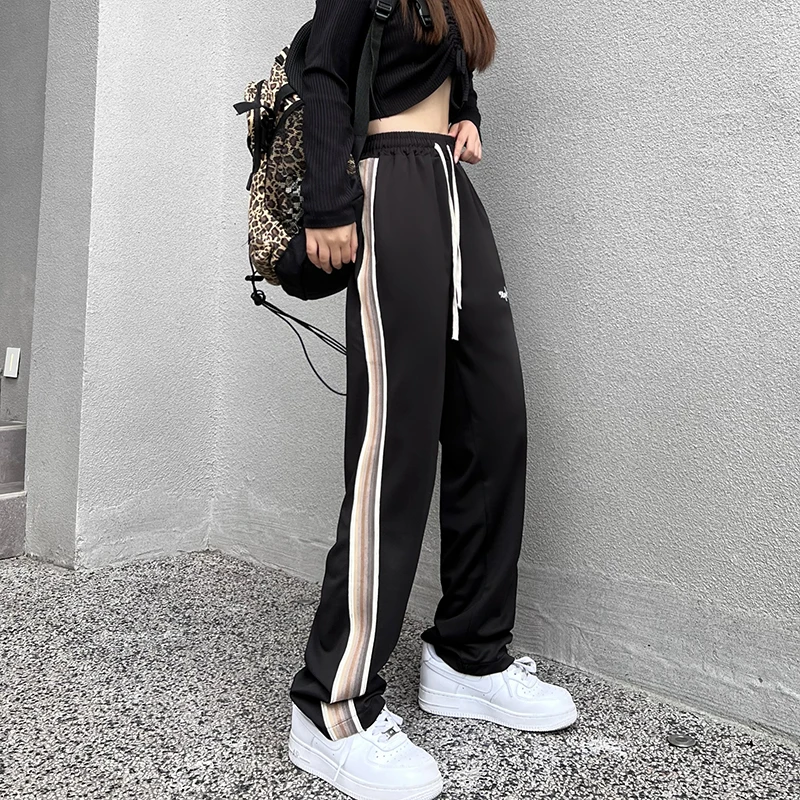 ladies cropped trousers 2022 Spring and Autumn new black loose embroidery letters casual pants straight pants INS tide pants cargo capris