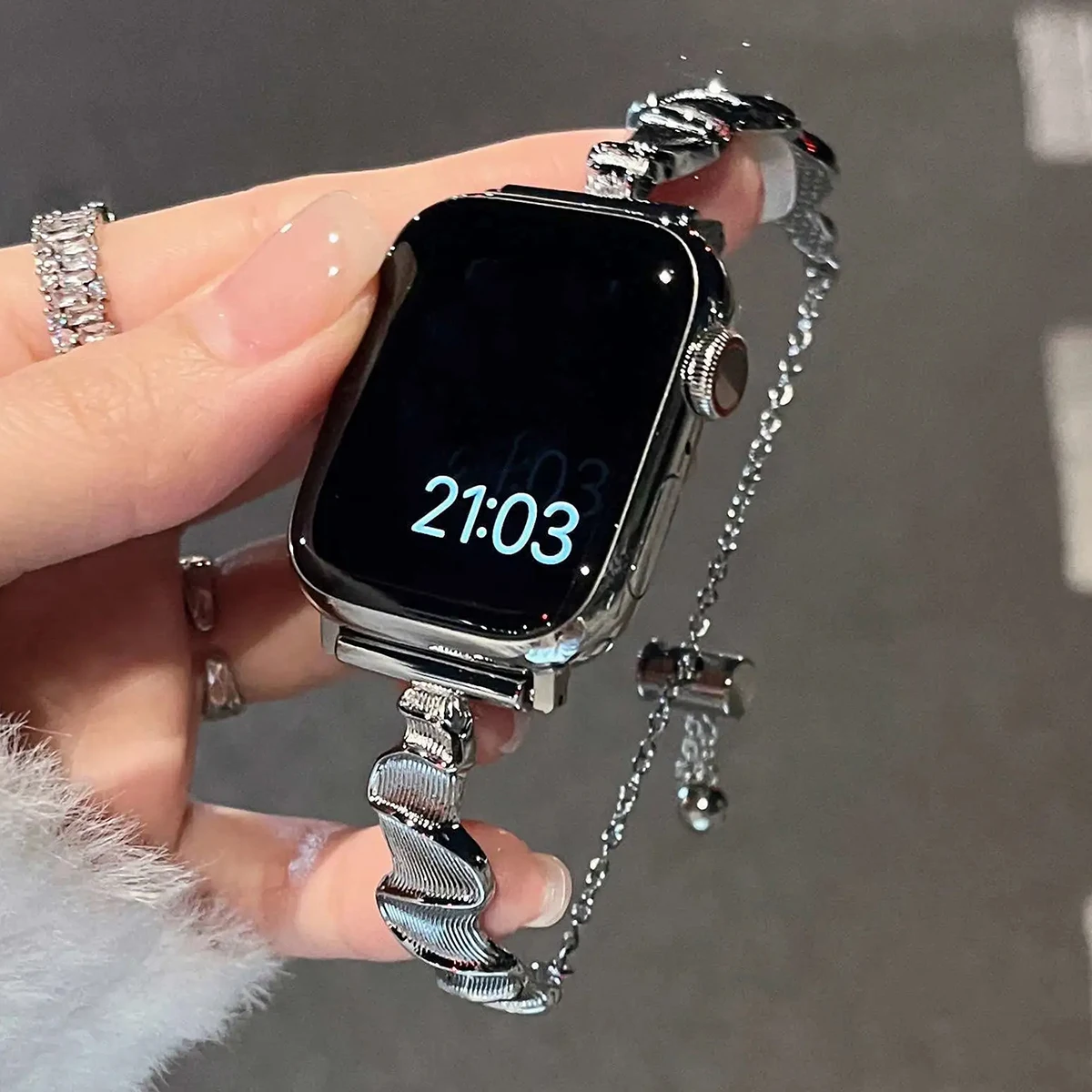 حزام معدني للنساء لساعة أبل 10 باند 42 مللي متر 41...