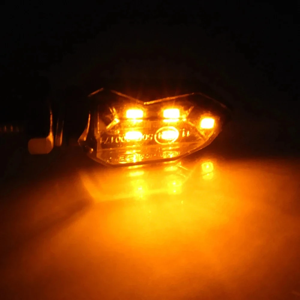 รูปสินค้า ไฟเลี้ยว LED สว่างคมชัด สีเหลืองอำพัน สำหรับมอเตอร์ไซค์