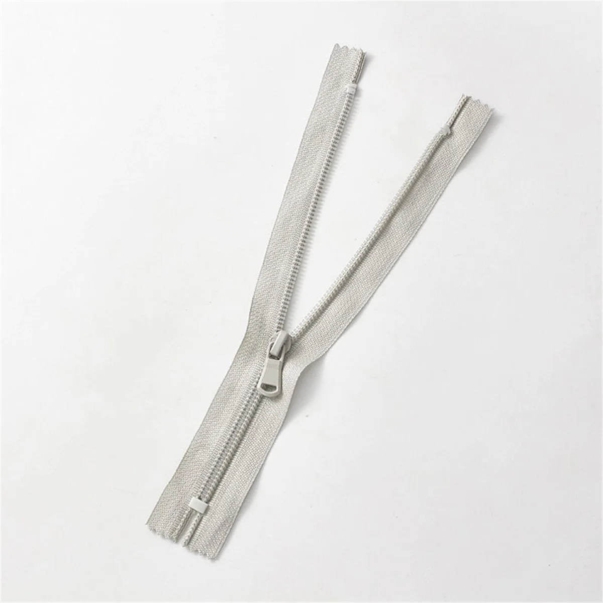 5-Pack Nylon Closed Tail Zipper for Bags and Cushions - 30cm