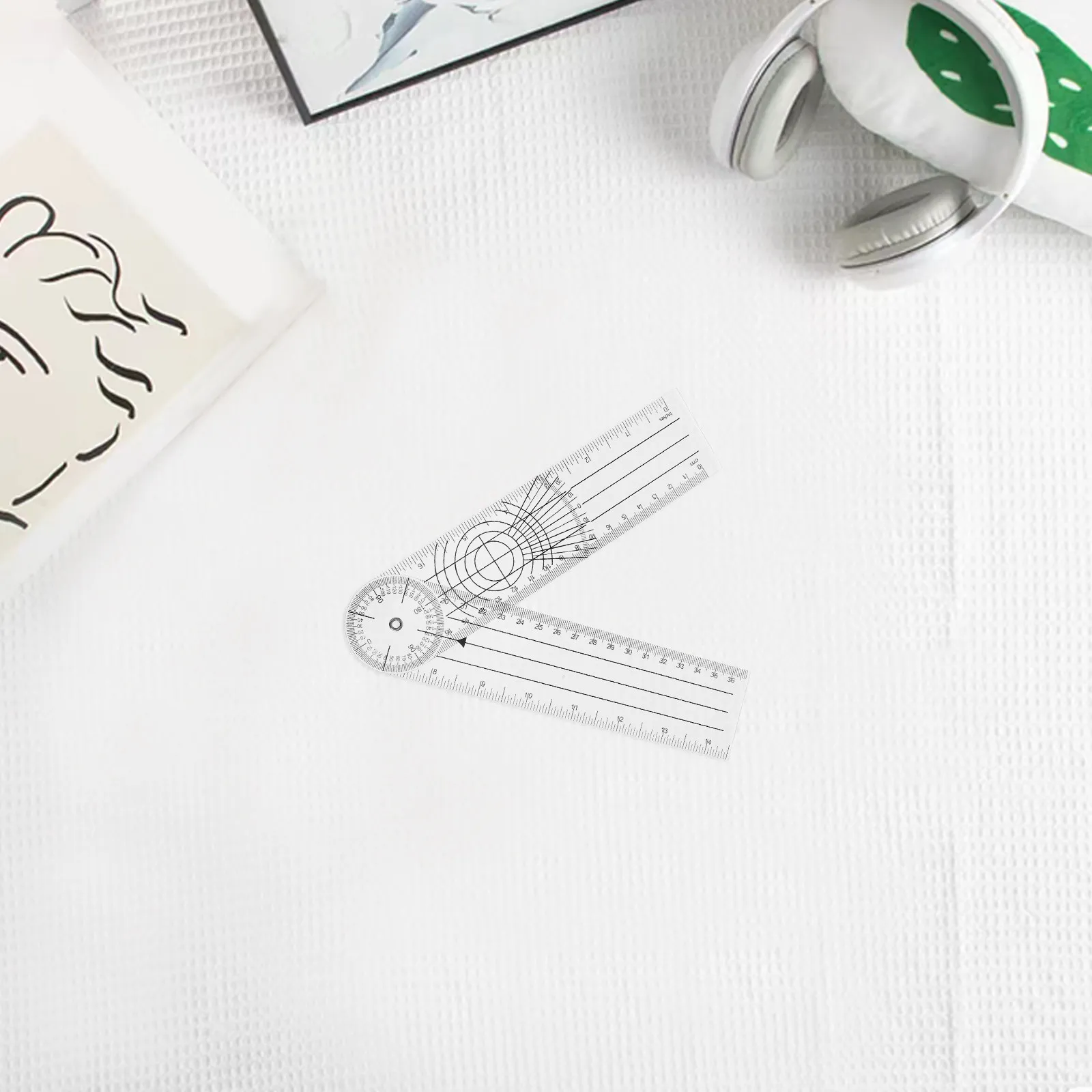 4Pcs 각도기 투명 플라스틱 각도계 건축가 엔지니어 의사의 정확한 각도를 측정하는 접이식 정밀 측정 도구