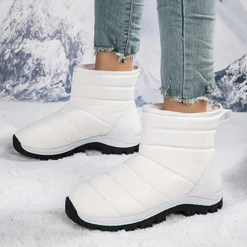 Women's Casual Snow Boots Winter Warm  Plush Plus Size Outdoor Work Boots  Fashion Comfortable Non Slip Soft Soled Hiking Boots
