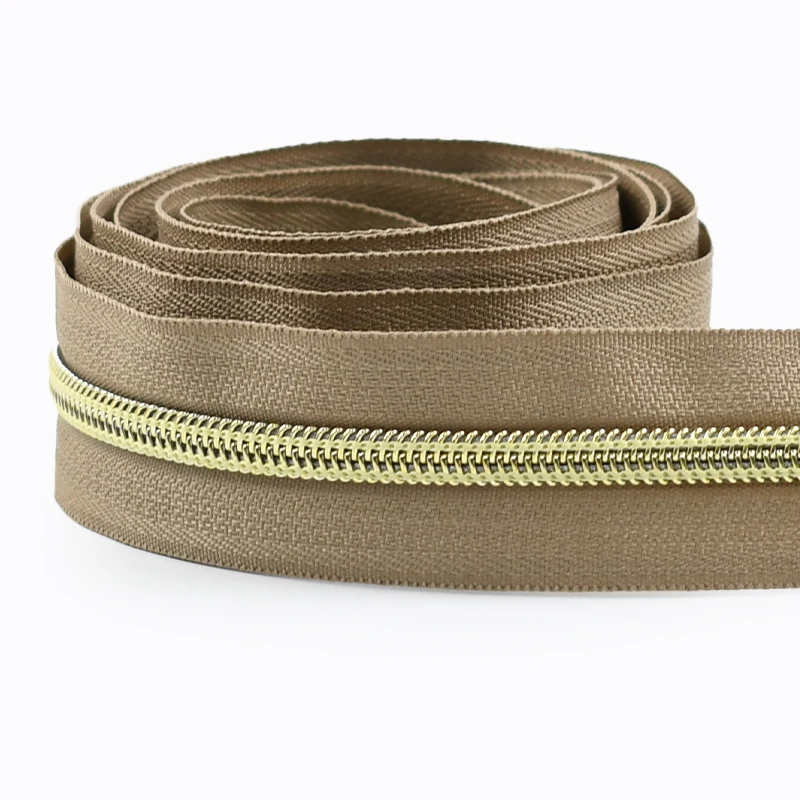 Durable Nylon Zipper for Sewing and DIY Projects