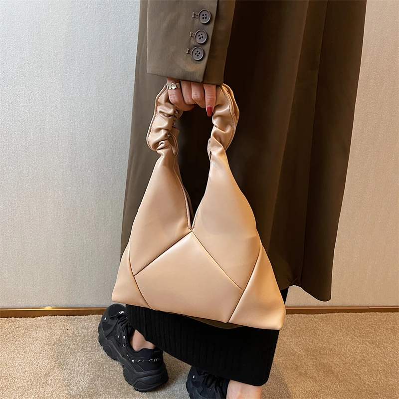 

Винтажная брендовая дизайнерская сумочка, кошелек, женские сумки на плечо, новинка 2022, повседневные сумки-тоуты с плиссированной ручкой высокого качества