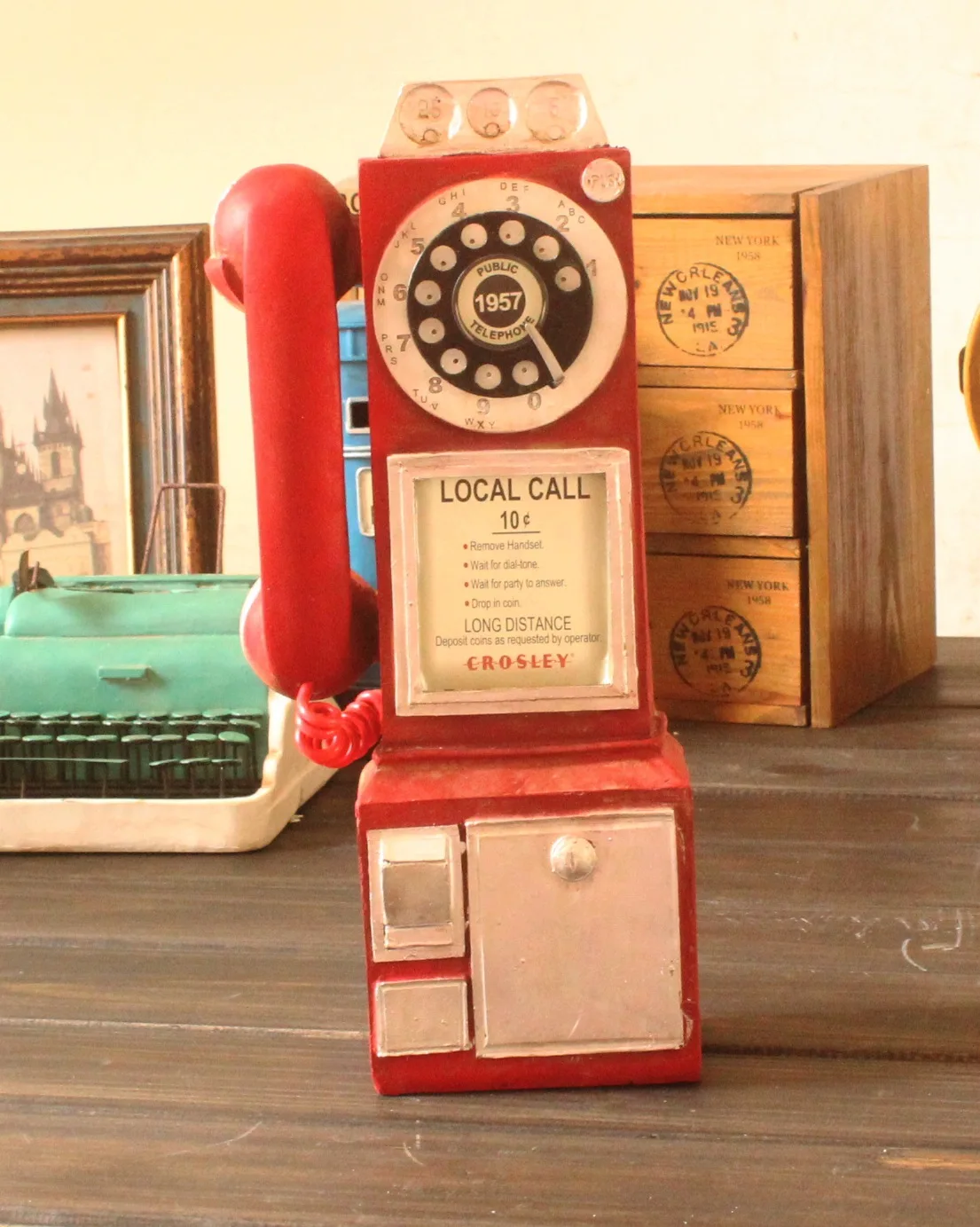 Description Picture 3 of itemRetro Vintage Telephone Model Wall Hanging Furniture Phone Crafts Gift for Coffee Bar Old Antique House Phones Statue Decoration