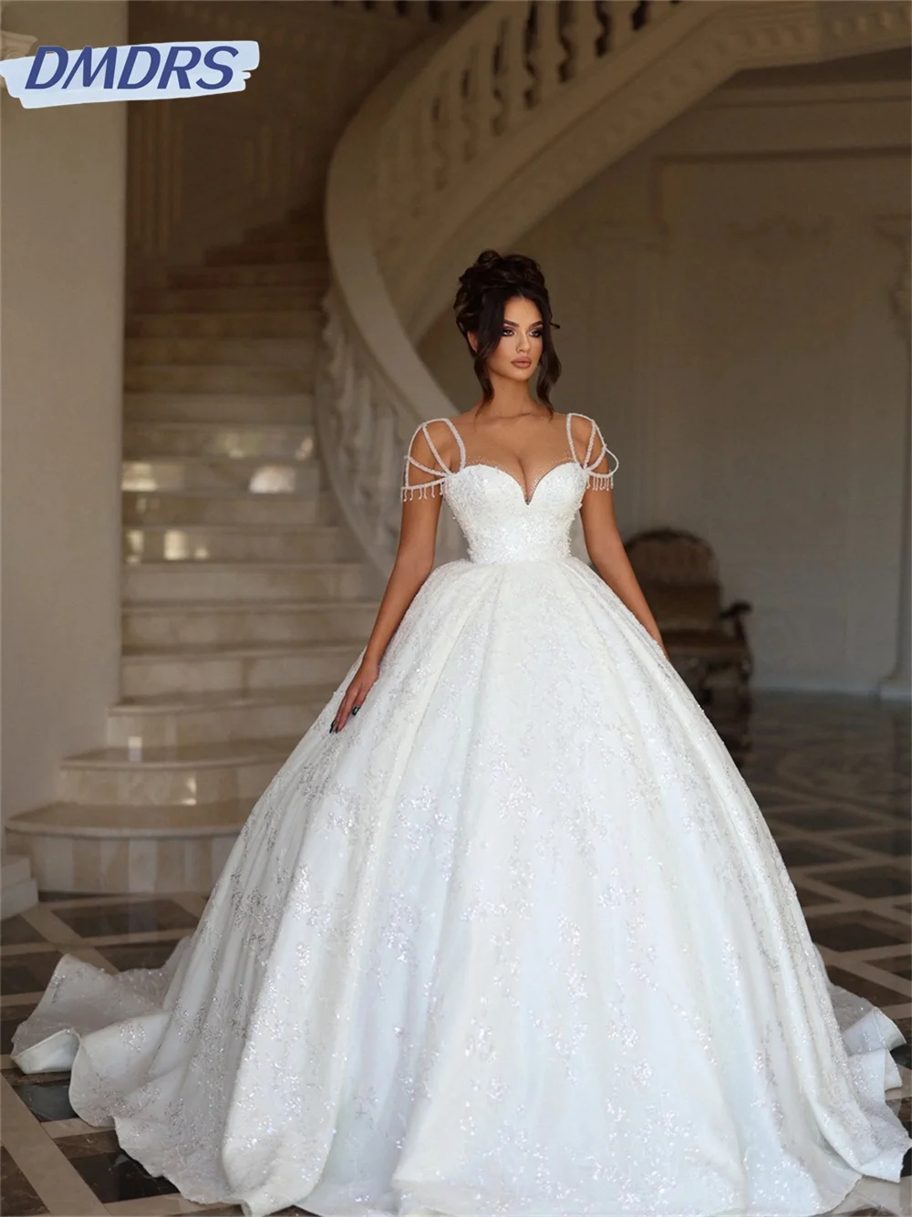 

Charming Sweetheart Neck Bridal Gown Elegant Beaded Wedding Gown Stylish Sleeveless Floor Length Gown Vestido De Novia