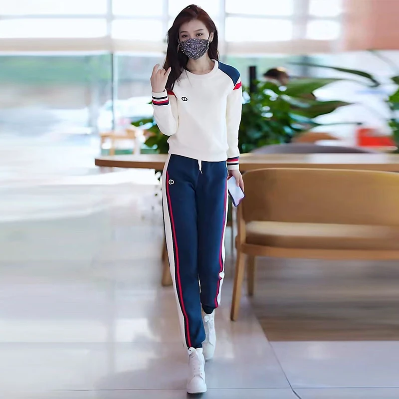 [THEAIRTOWN] DAYOUT JOGGER+TOP PT セット★韓国ファッション★ threetimes] tht piping sweatpants Ivory 正規品 韓国ブランド