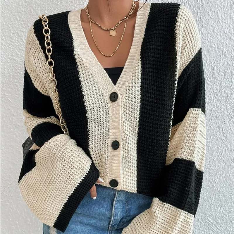 Suéter tipo cárdigan de moda con contraste calado para mujer, prenda de punto holgada de manga larga, ropa de calle de retazos, abrigo para mujer