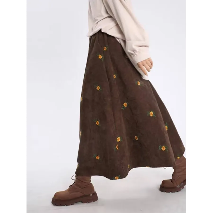 Retro Corduroy Embroidered A-Line Midi Skirt Women's Floral Design Autumn Winter High Waist Loose Fit Pure Color Forest System