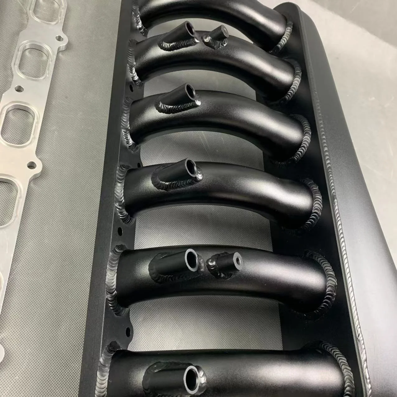 BMW N54 헤더 파이프용 공장 맞춤형 에어 인테이크 매니폴드