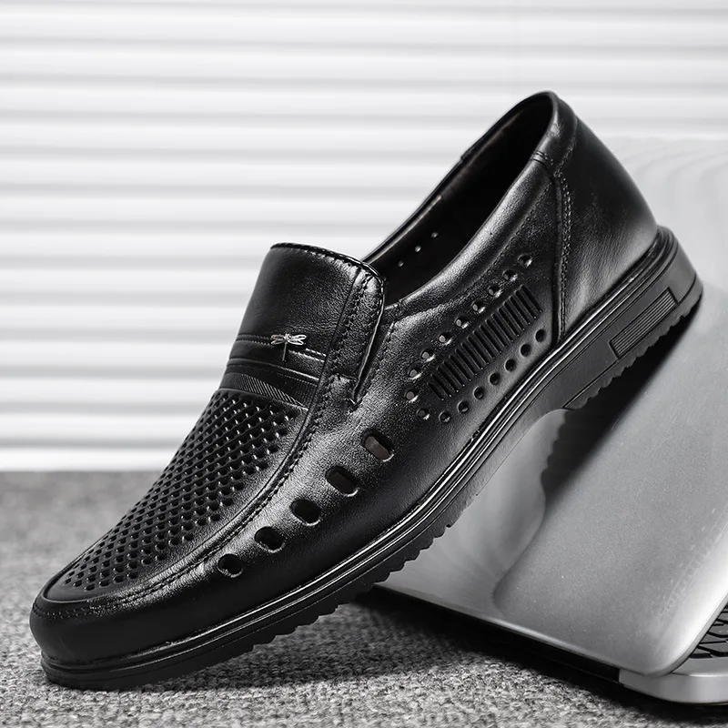 2022 Summer New Men's Shoes For Business Casual Soft Leather Breathable