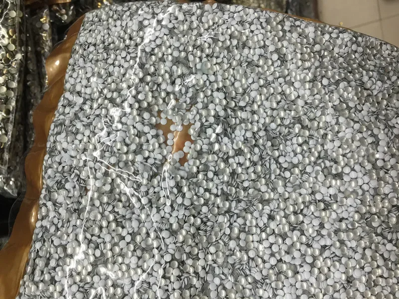 500 개/몫 3mm 화이트 라운드 플랫 백 아이언 핫픽스 네일 헤드 핫 픽스 핫 픽스 라인 석 웨딩 드레스 의류 액세서리