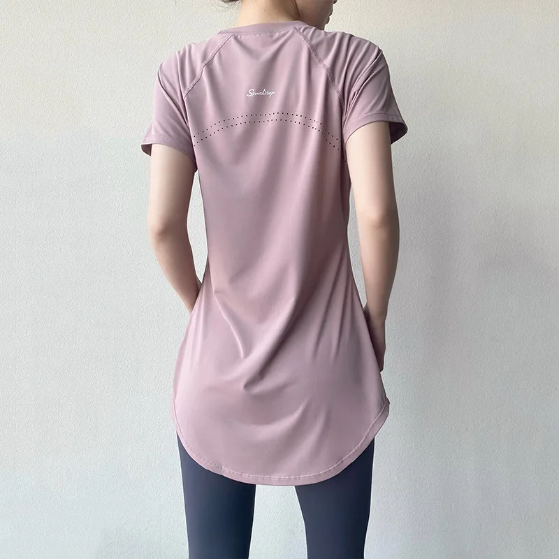 Sportswear žena fitka 2024 joga oblečení ženy tričko krátce rukáv rychlý suchý fitness káča prodyšné štíhlý zadnice obal běžecký košile