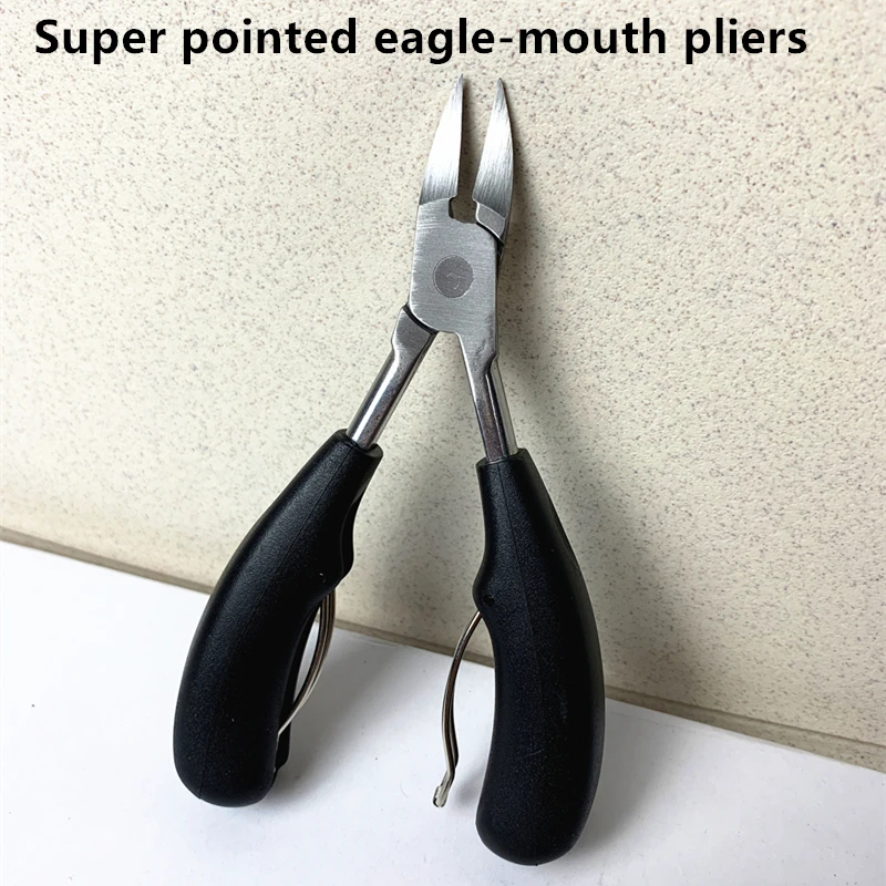 1 piece of hawk-mout