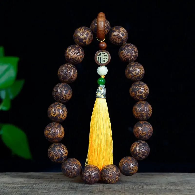 

Natural Big Leaf Yellow Pear Carving Car Hanging 20mm Handheld with Blessing Card Pendant Car Decoration Pendant Necklace
