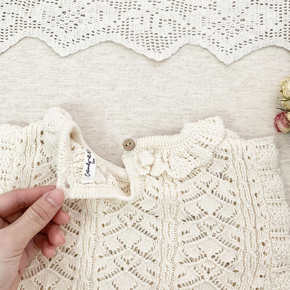deer jonmi Spring Korean Style Baby Girls knitted Hollow Out Vests Sleeveless Pullovers Tops Ruffles Kids Cotton Waistcoats