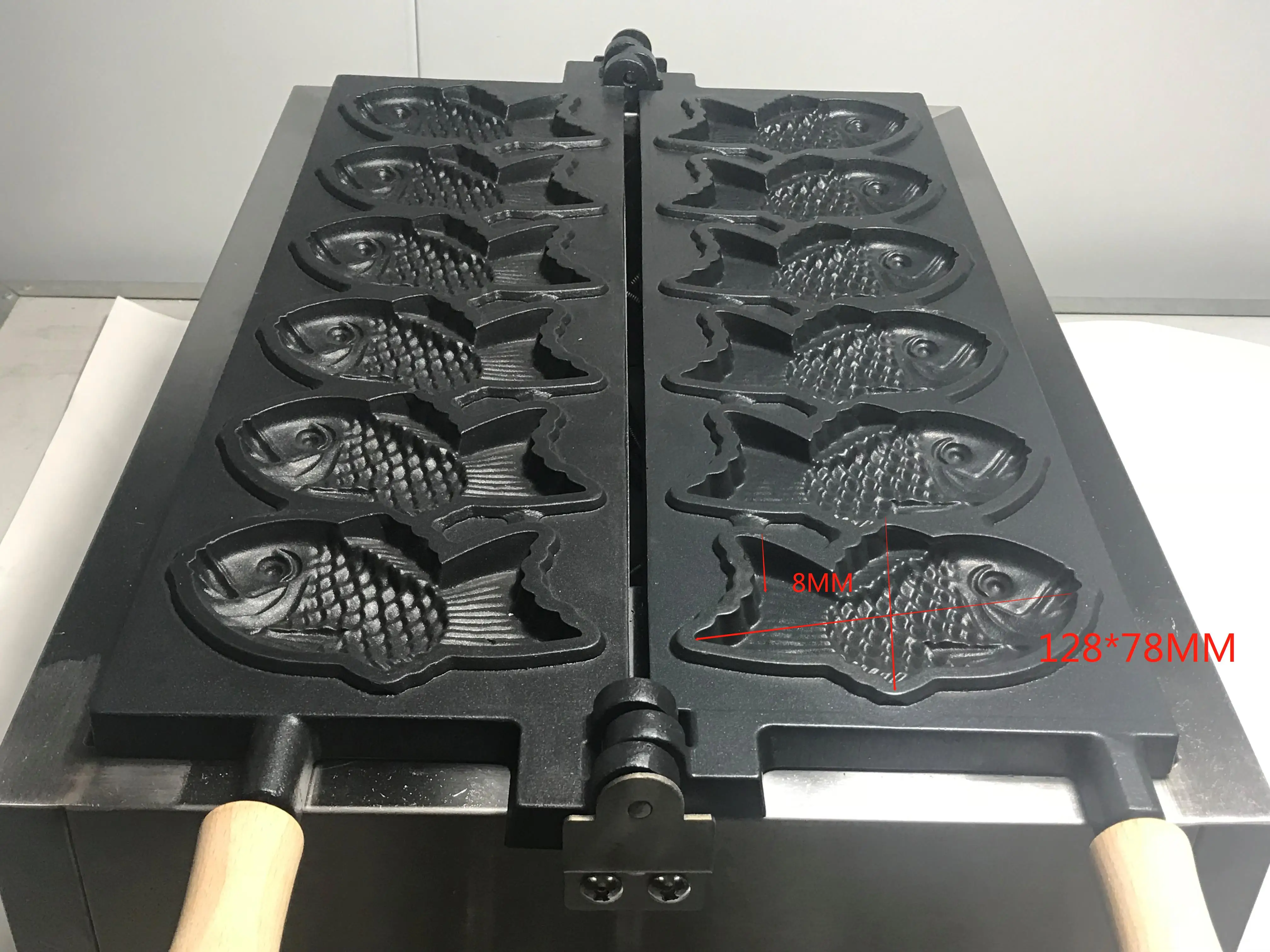 Description Picture 5 of item6-Pcs Electric Big Fish Waffle Maker | Taiyaki Machine with Fast Shipment | Non-Stick Regular Model for  Commercial Use