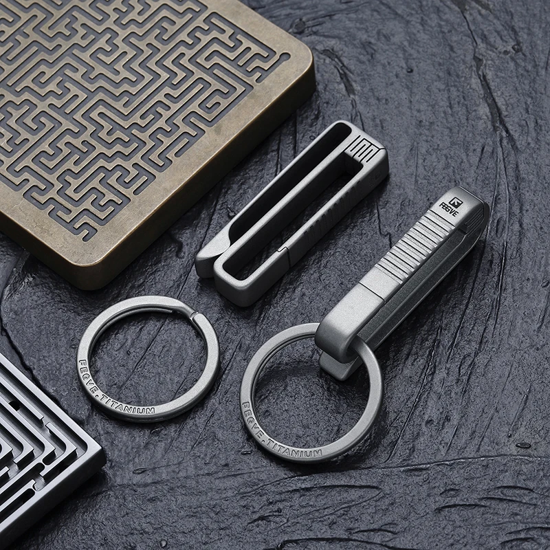 Real Titanium Key Chain Luxury Keychain Ultra Lightweight EDC Keyring Car  Buckle Custom Lettering Wedding Gift for Guest Jewelry