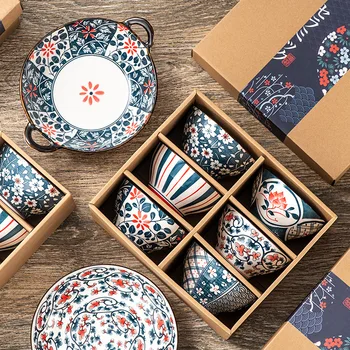 Set di ciotole e piatti regalo per stoviglie in ceramica in stile giapponese Set di ciotole e bacchette in porcellana bianca e blu Ciotola in ceramica 1