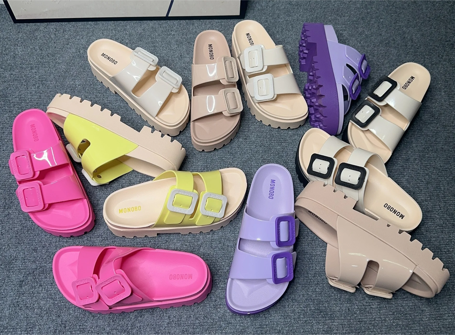 Mira™ | Dual-Tone Comfort Sandals
