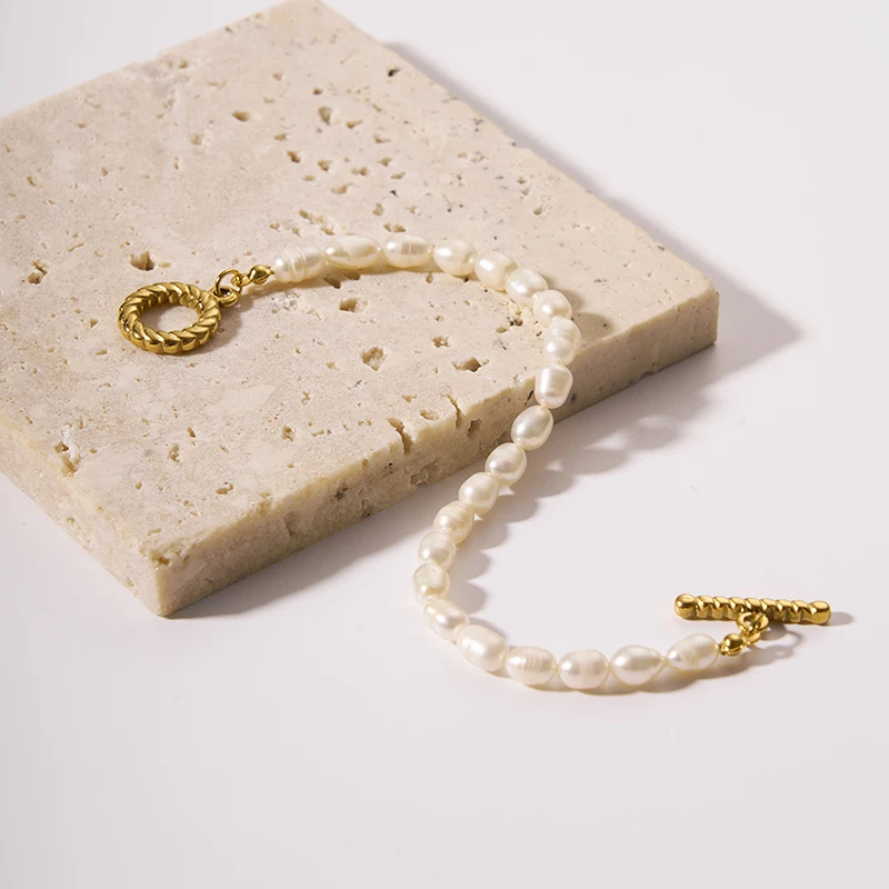 Bellitia Jewelry Bracciale da Donna con Perle coltivate barocche d'Acqua Dolce - Catena Disponibile in Argento 925 Placcato in Oro 18k, braccialetto per le Donne
