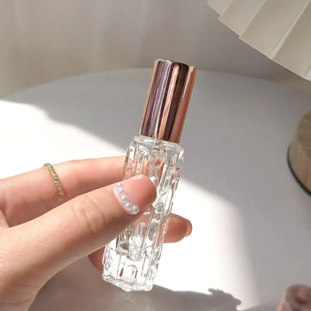 

1PC 10ML Glass Spray Bottle Aluminum Perfume Dispenser Bottle Portable Refillable Fragrance Container Travel Cosmetic Bottle