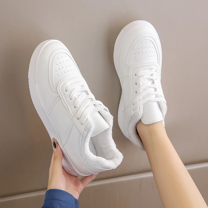 

Классические массивные кроссовки для женщин, зимняя обувь из искусственной кожи на шнуровке, средний каблук, квадратный носок, обувь для женщин на платформе, Вулканизированная обувь