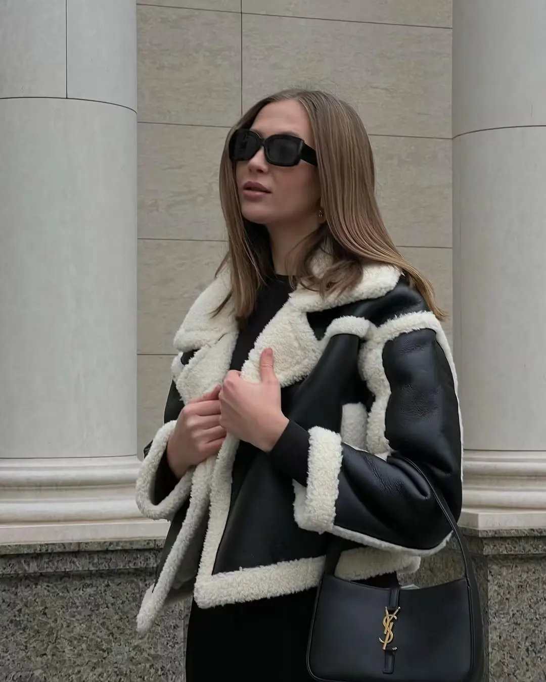 Рисунок 3 - Женская укороченная куртка из искусственной