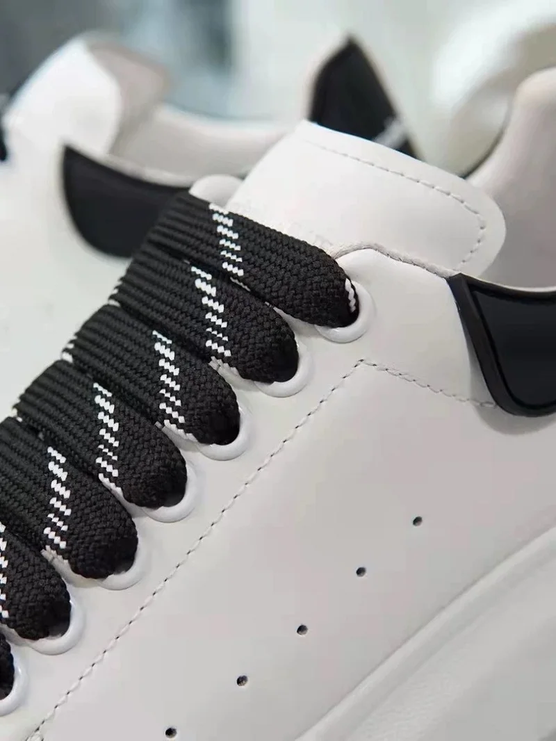 High quality new men's shoes drop rubber round head thick sole elevating casual shoes ladies small white fashion