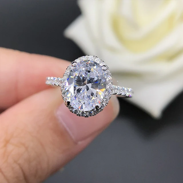 2 Carat Moissanite Rings Oval Cut Diamond Engagement Ring: Stunning and Affordable Bridal Jewelry