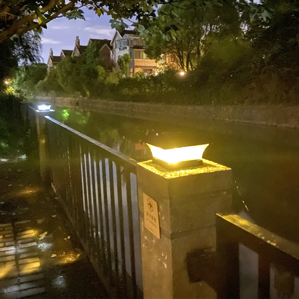 Solar Light Fence Gate Pillar Head LED Lamp 800mAh Solar LED Pillar Light Warm White Light Courtyard Landscape Garden Decoration