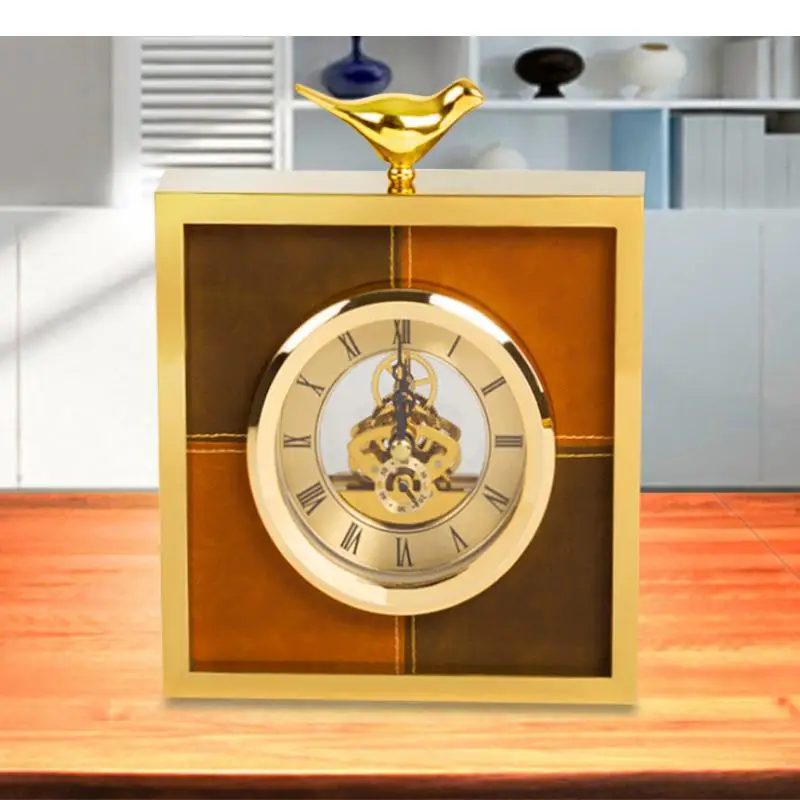 

Gold Plated Shell Deer Head Clock Minimalist Leather Silent Desk Clock Dorm Bedside Desktop Clocks Ornaments Modern Home Decor